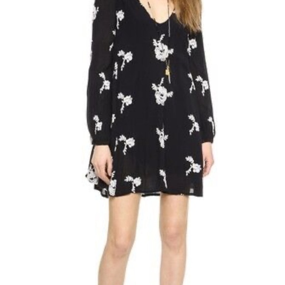 Free People Embroidery Size Small - Picture 3 of 5